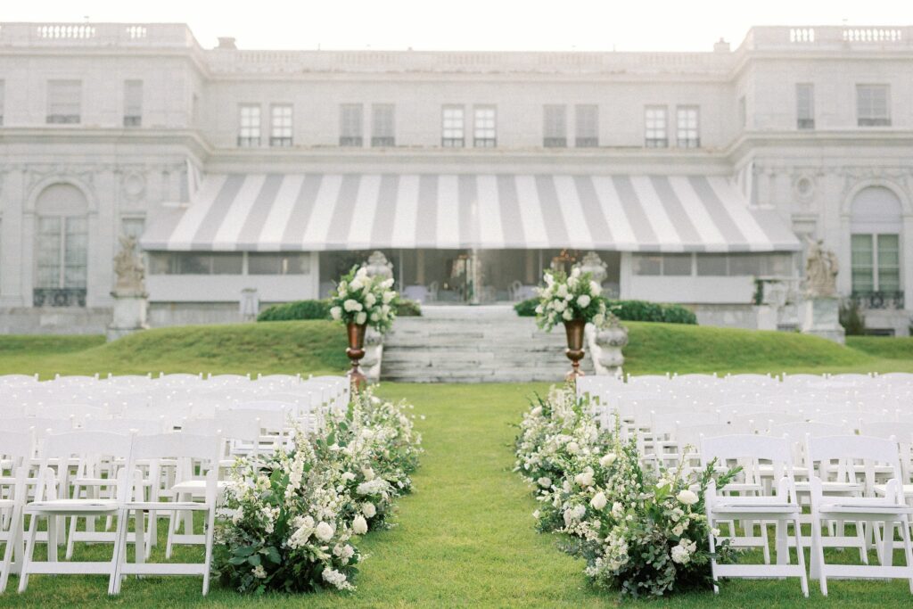 Rosecliff outdoor ceremony with ocean views