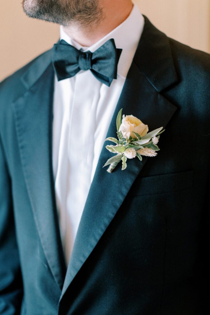 Groom's rose boutonniere for Boston North Shore wedding 
