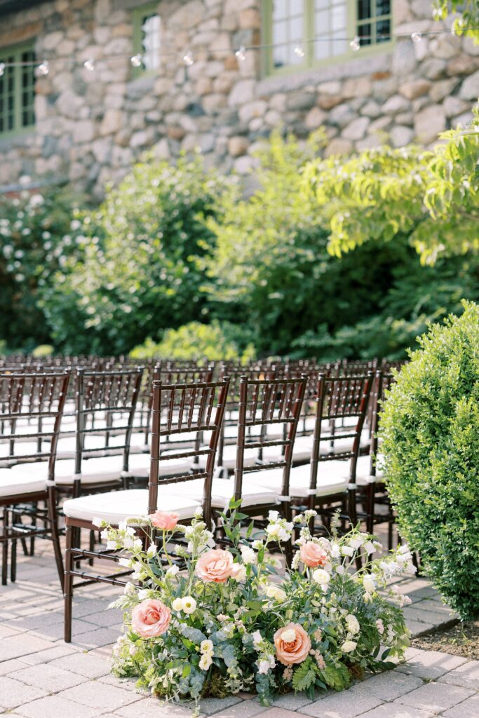 Outdoor ceremony at Willowdale Estate for summer wedding